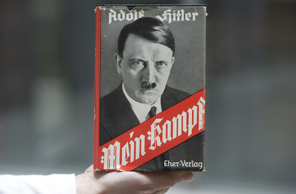 first-edition-mein-kampf-signed-by-adolf-hitler-sells-for-43-750-in-los-angeles